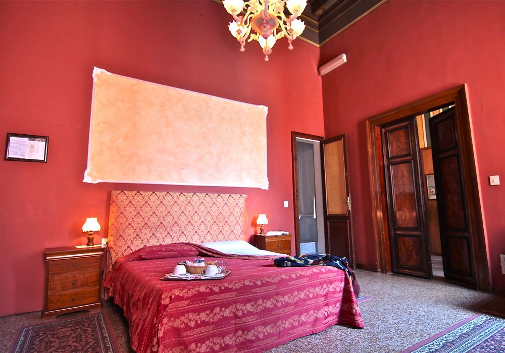Palazzo Lion Morosini - Check In Presso Locanda Ai Santi Apostoli ヴェネツィア エクステリア 写真